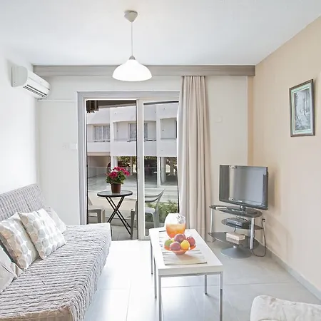 Merab Napa Suites Айя-Напа Екстер'єр фото