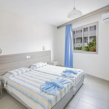 Merab Napa Suites Айя-Напа Екстер'єр фото