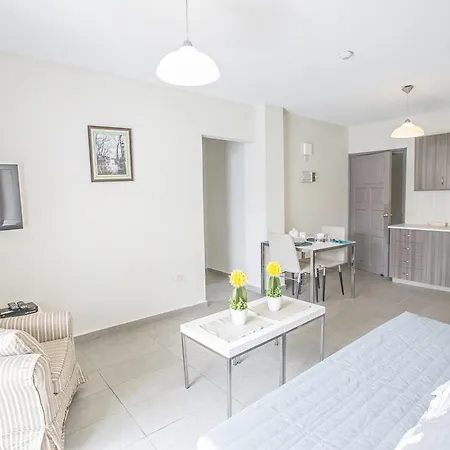 Merab Napa Suites Айя-Напа Екстер'єр фото