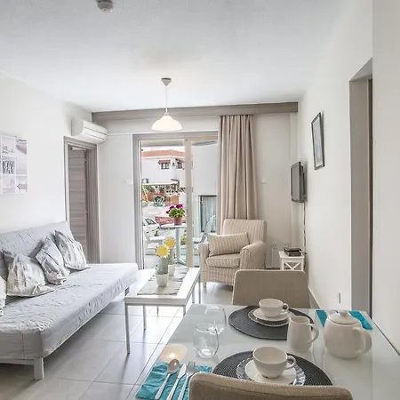 Merab Napa Suites Айя-Напа Екстер'єр фото