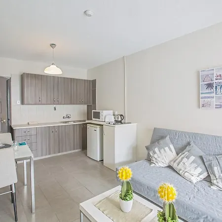 Merab Napa Suites Айя-Напа Екстер'єр фото