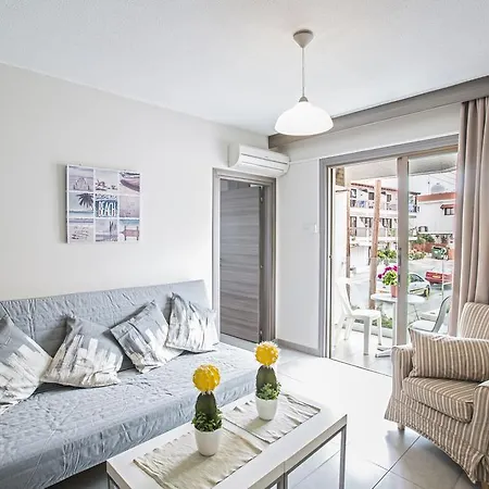 Merab Napa Suites Айя-Напа Екстер'єр фото