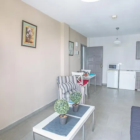 Merab Napa Suites Айя-Напа Екстер'єр фото