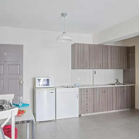 Merab Napa Suites Айя-Напа Екстер'єр фото
